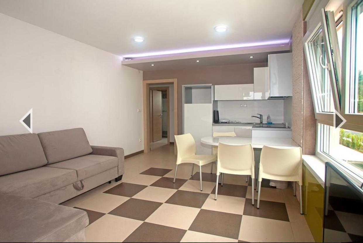Daska Apartmani Njivice Exterior photo